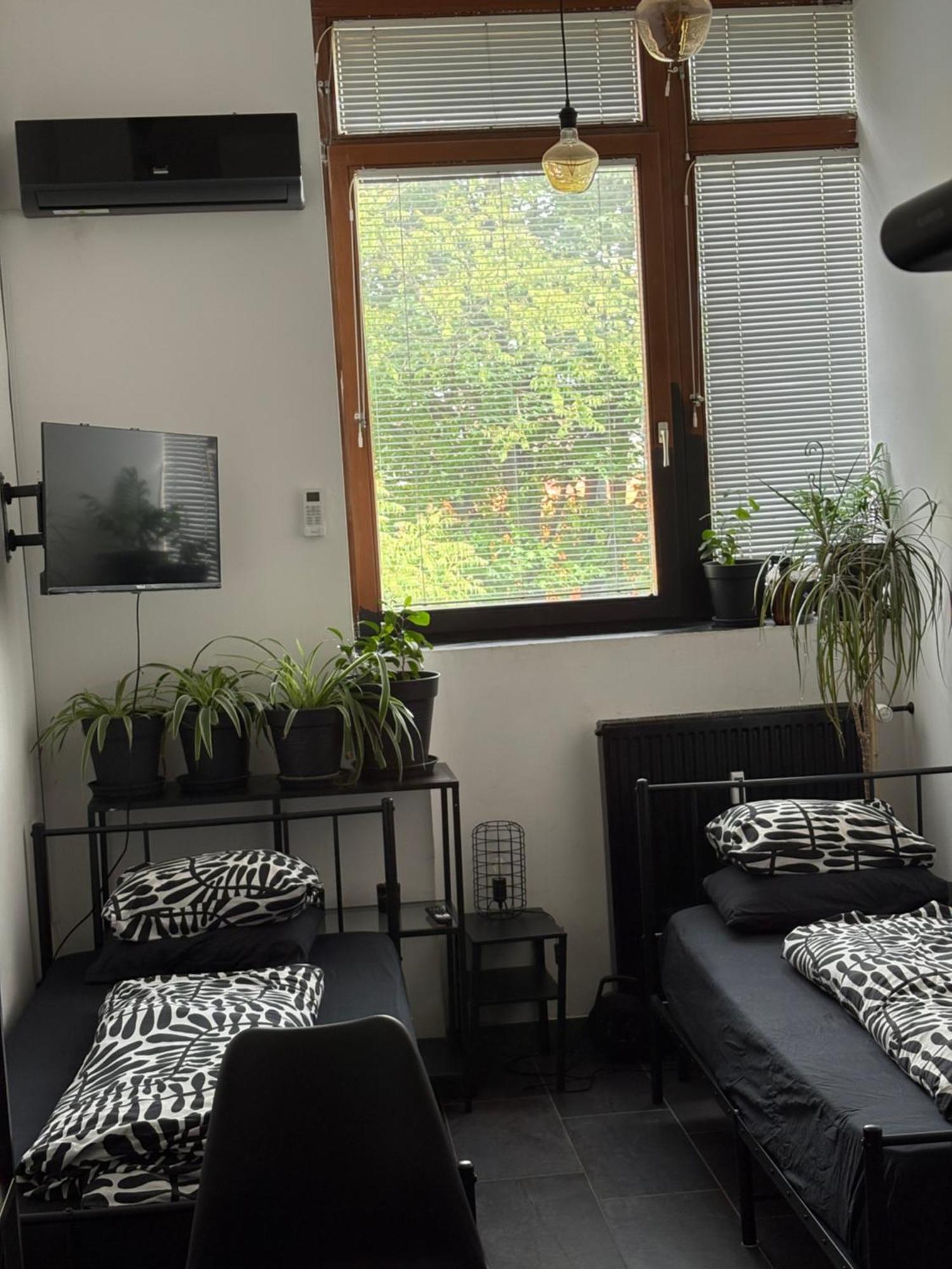 Industrial Zone-studio 3 * Ljubljana